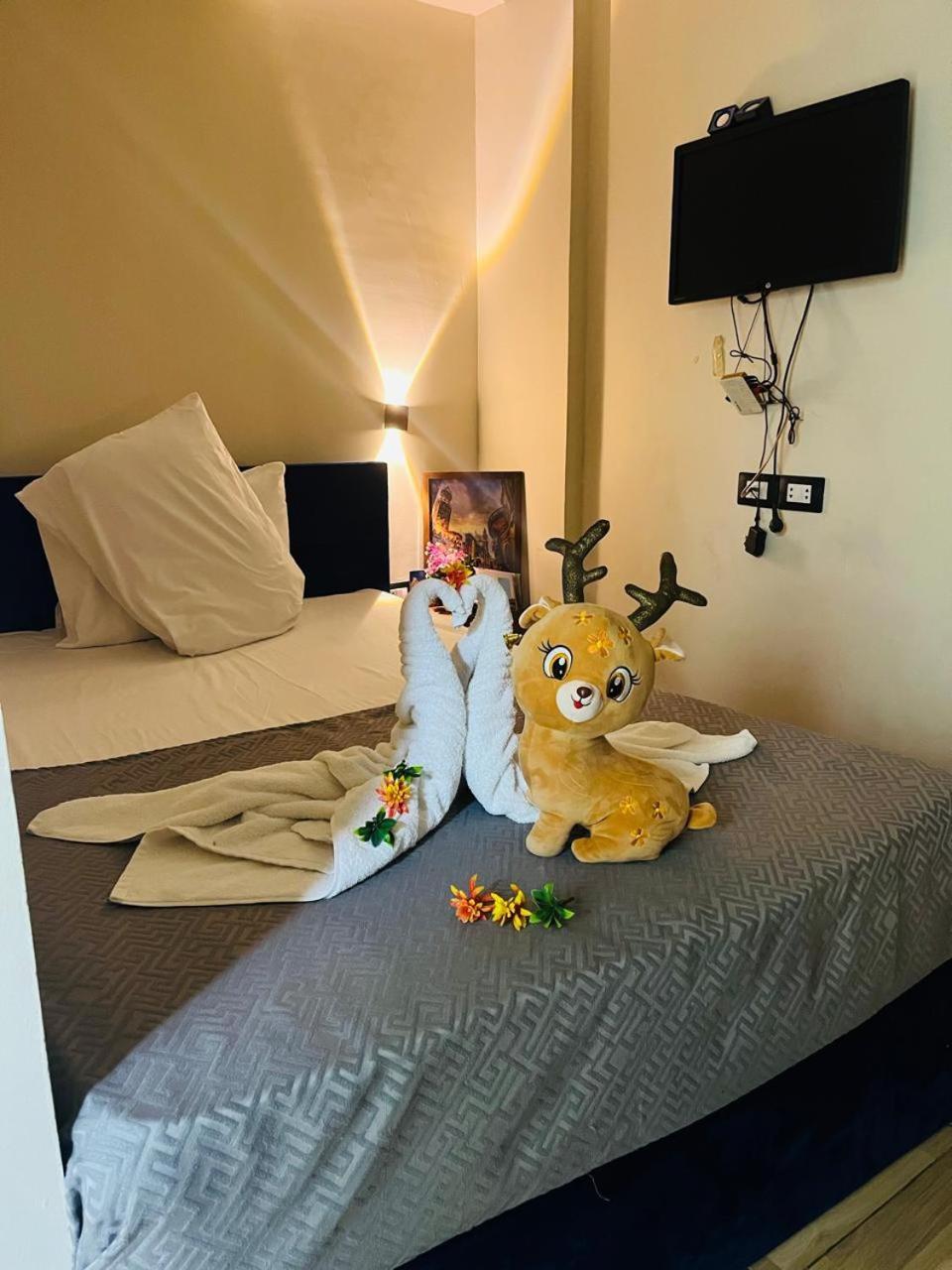 Revent Hotel Кайро Екстериор снимка