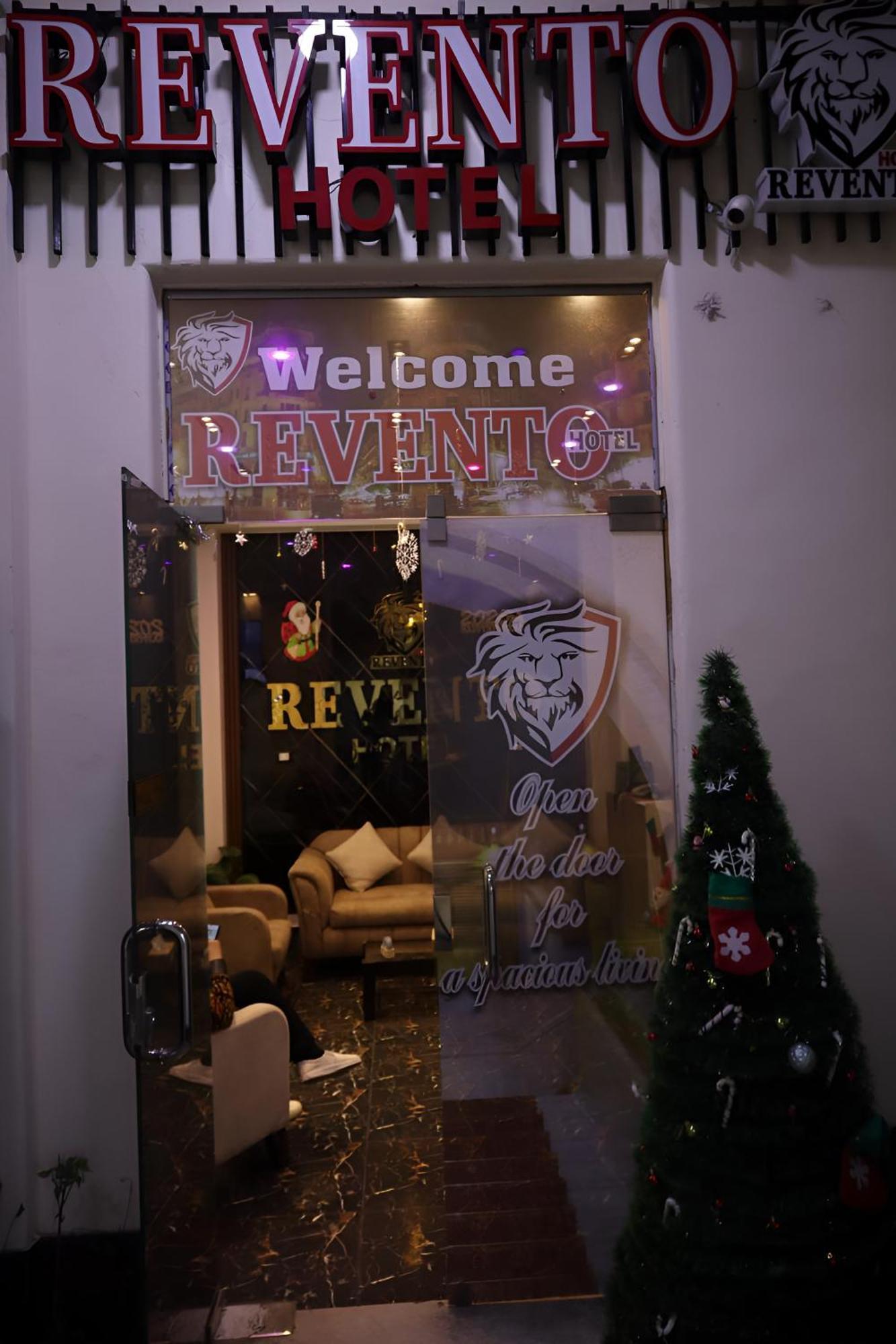 Revent Hotel Кайро Екстериор снимка